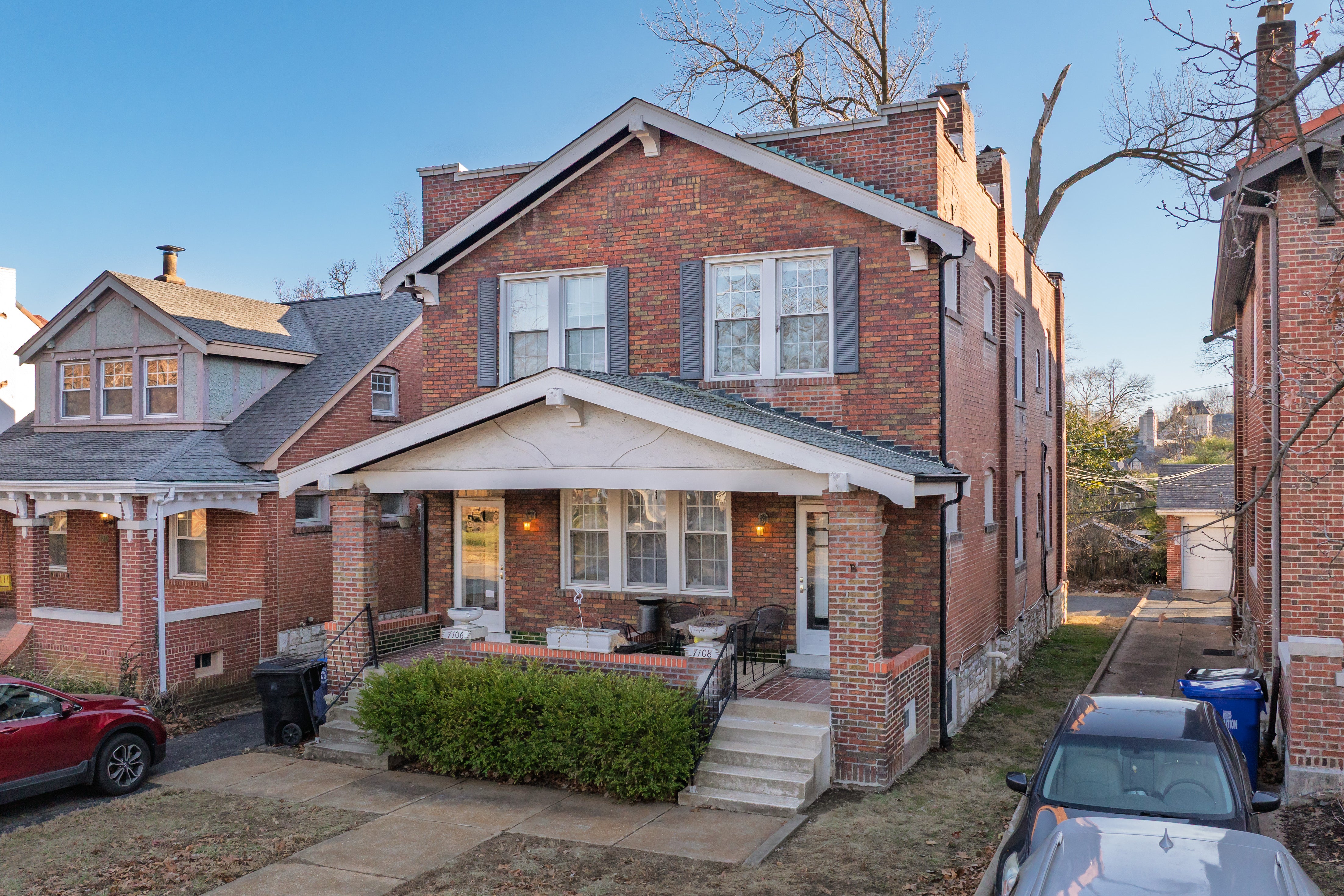 Load image into Gallery viewer, 7106-08 Forsyth
