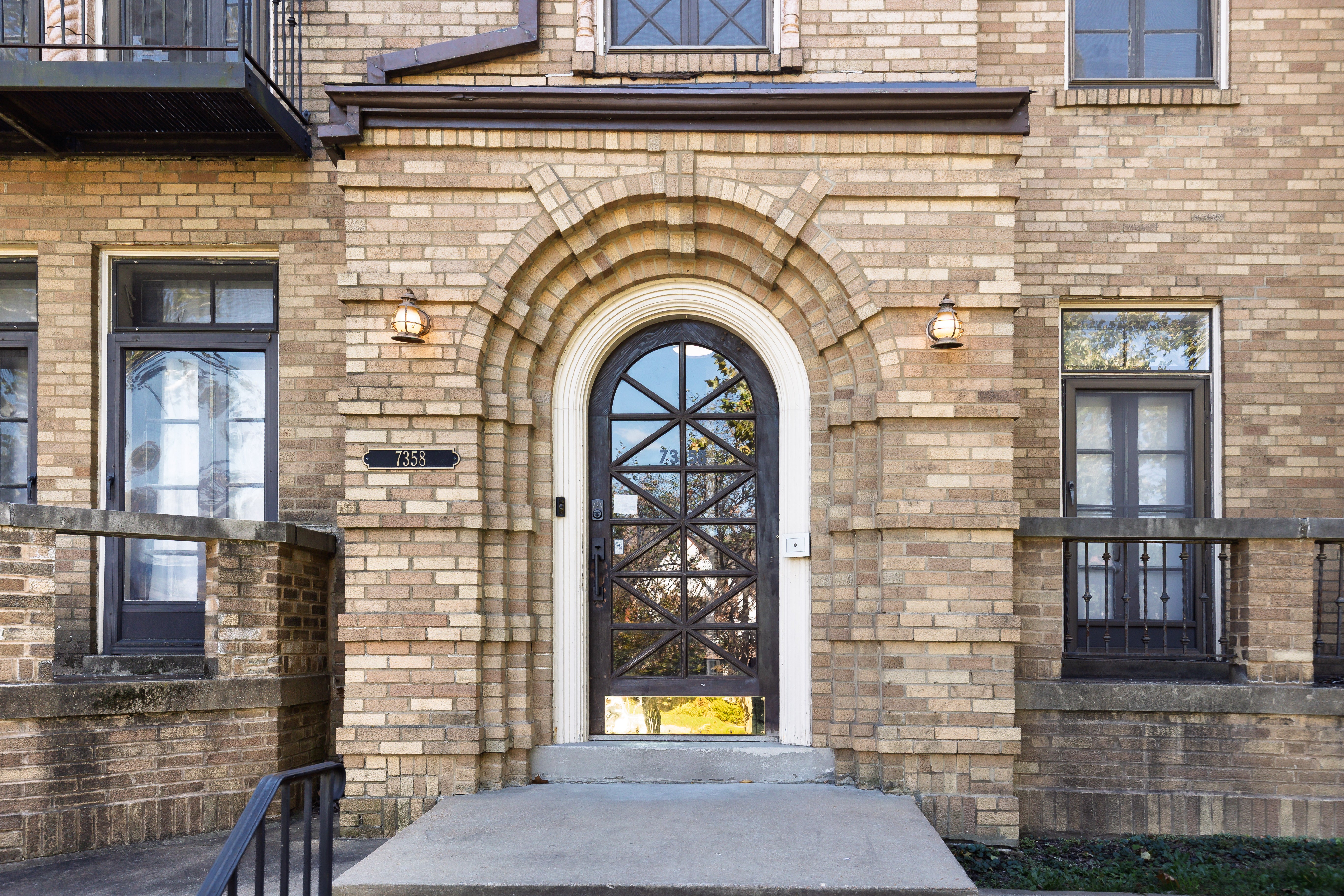 Load image into Gallery viewer, 7358 Pershing
