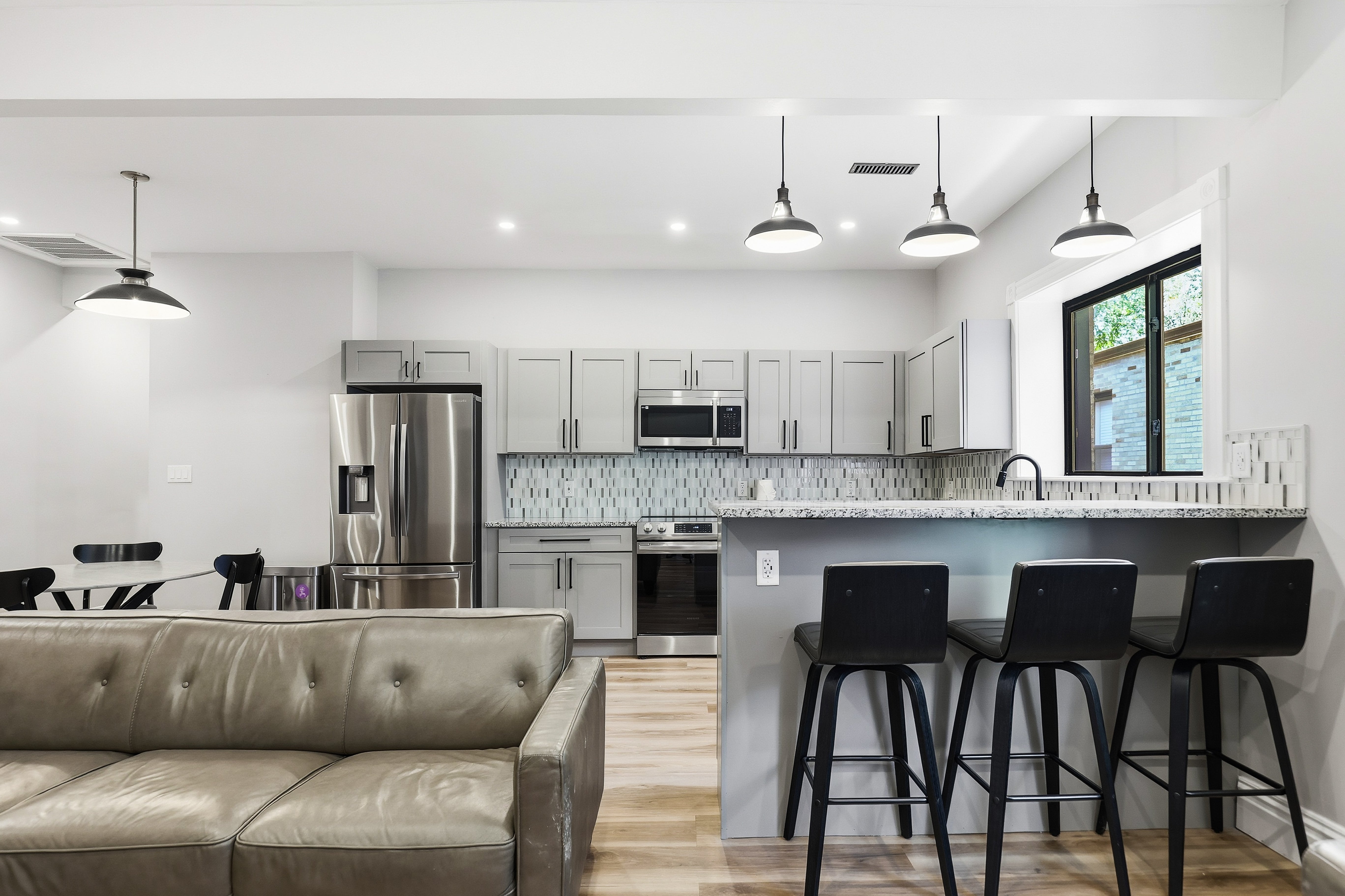 Load image into Gallery viewer, 7358 Pershing
